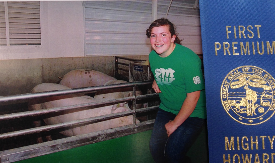 Audrey Ferrie with swine project