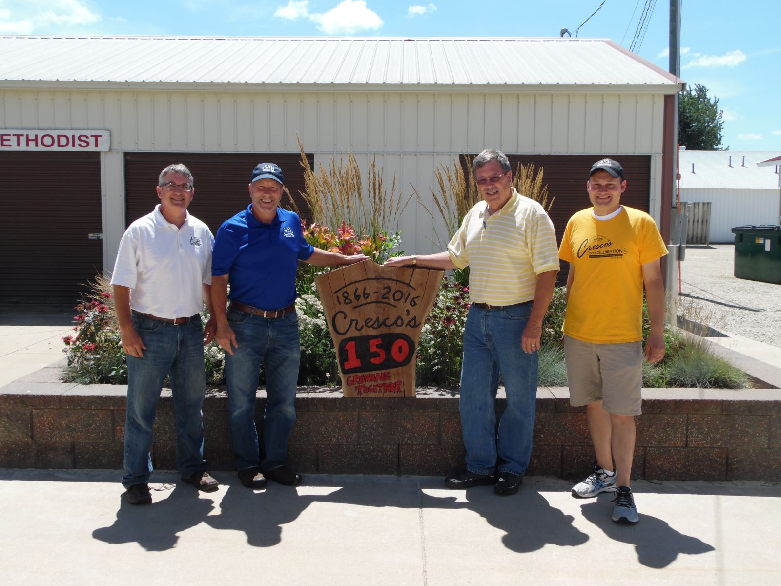 CUSB Donates Wood Carving to Mighty Howard County Fair