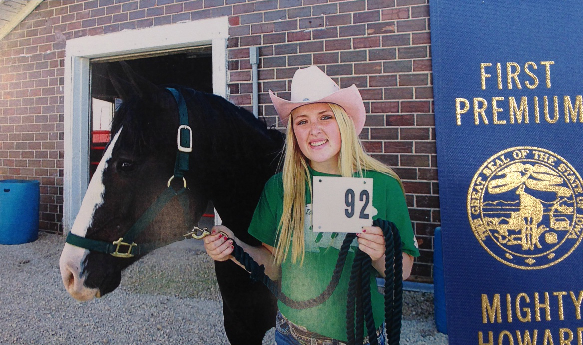 Hailey Johnson with horse project